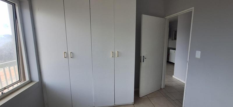 To Let 2 Bedroom Property for Rent in Strand Western Cape